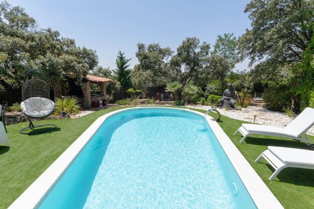 La Amapola Villa Valdemorillo ภายนอก รูปภาพ