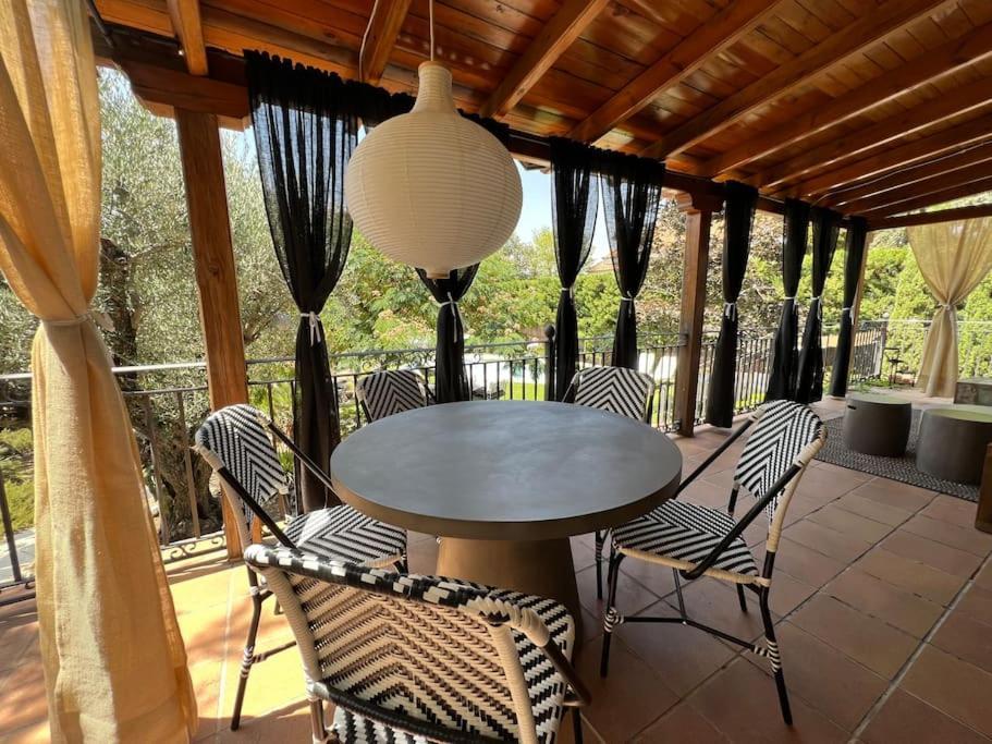 La Amapola Villa Valdemorillo ภายนอก รูปภาพ