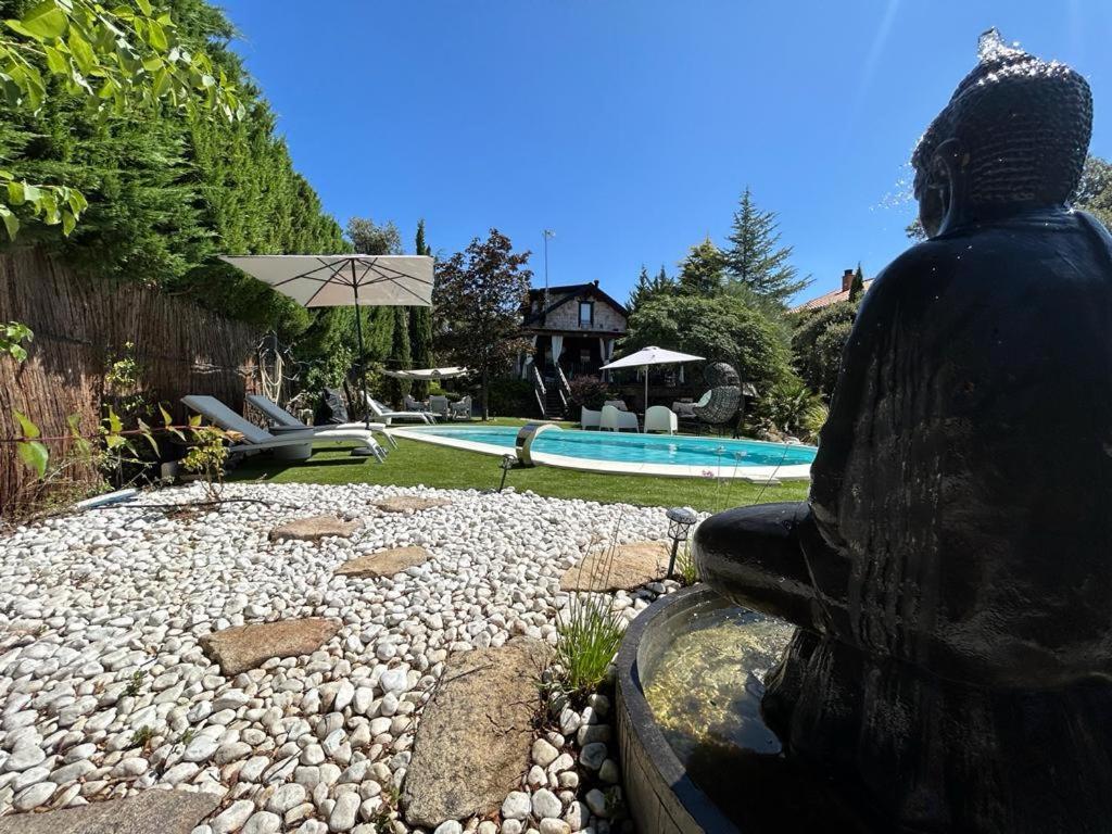 La Amapola Villa Valdemorillo ภายนอก รูปภาพ