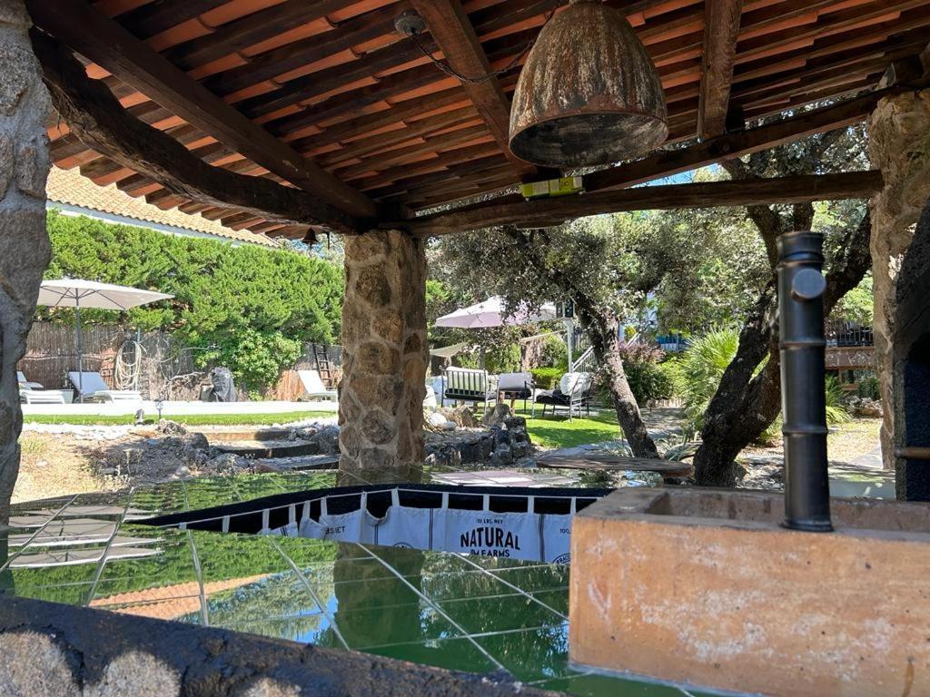 La Amapola Villa Valdemorillo ภายนอก รูปภาพ